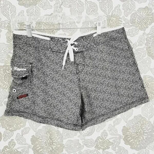 Maui Rippers Swim Shorts Animal Printed  Women's Size 8